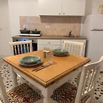 La Casa A Ballaro アパート パレルモ