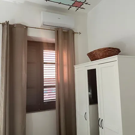 Апартаменты La Casa A Ballaro *