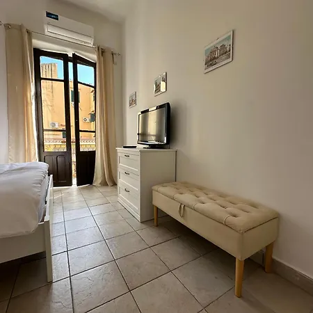 Appartamento La Casa A Ballaro Palermo